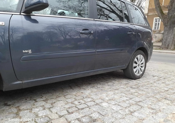 Opel Zafira cena 9000 przebieg: 200941, rok produkcji 2007 z Szczecin małe 56